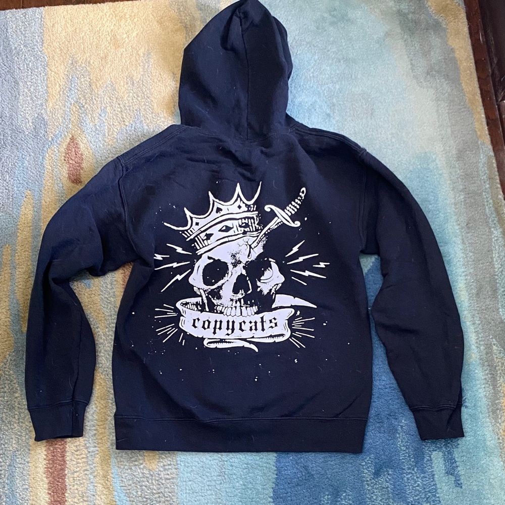 Minneapolis Minnesota Skull and Crown Design Zip Up Sweatshirt